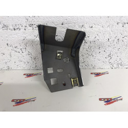 Equerre Gauche Support Pare choc et Aile avant