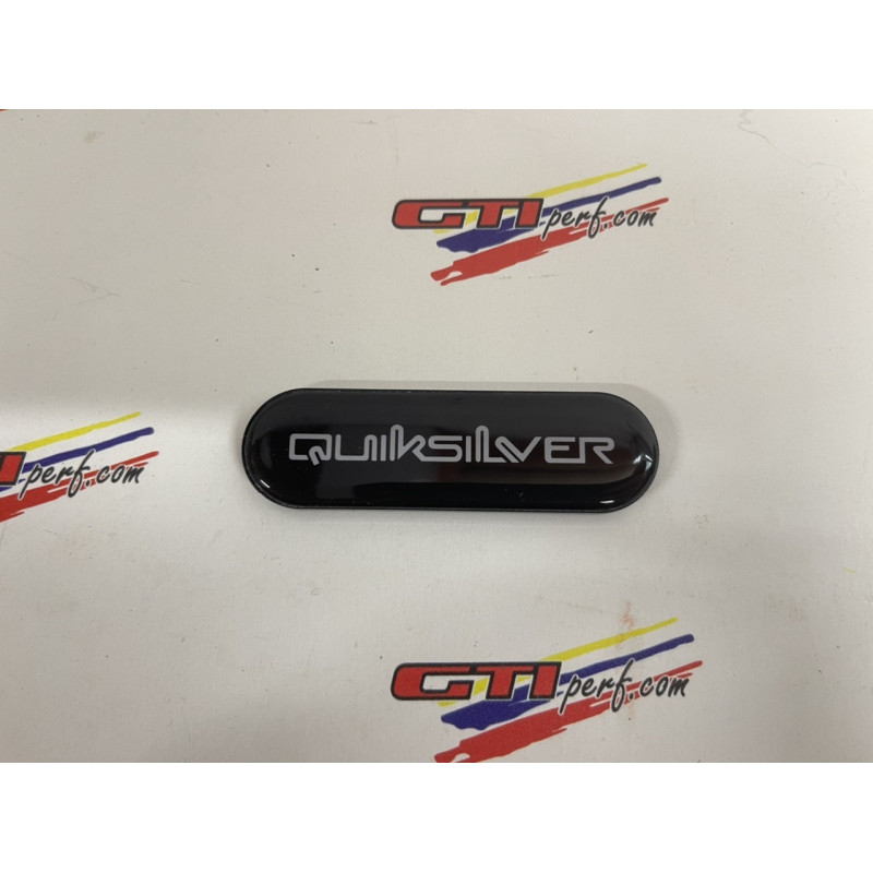 Badge Quiksilver noir